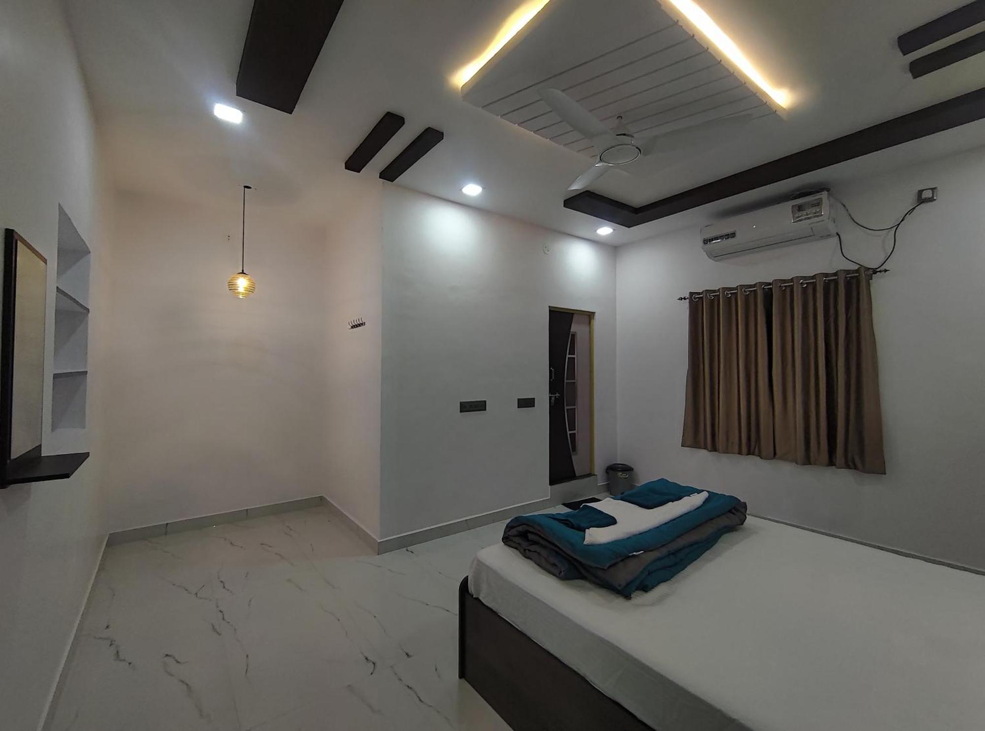Raj Homestay ฮัมปี ภายนอก รูปภาพ