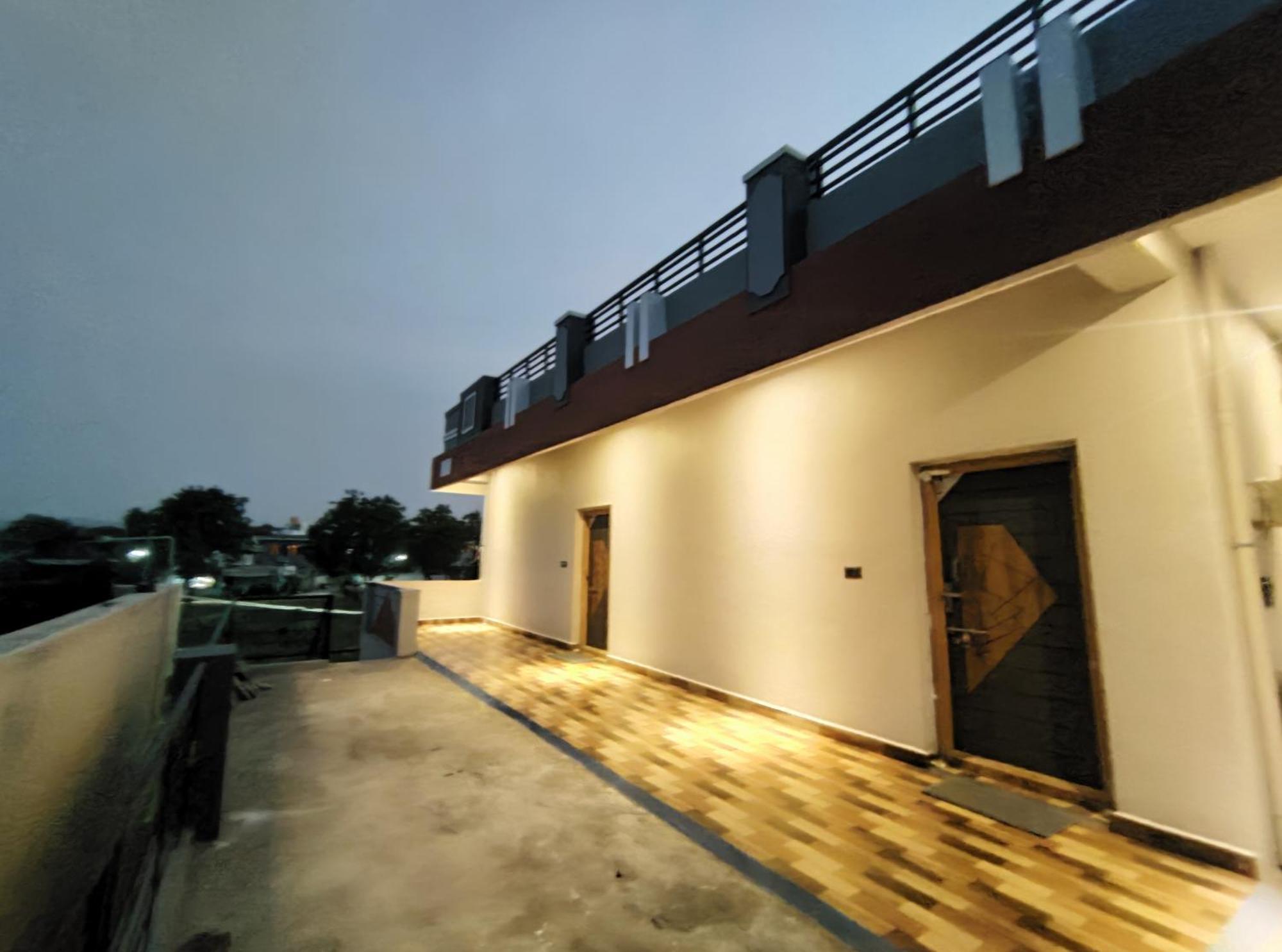 Raj Homestay ฮัมปี ภายนอก รูปภาพ